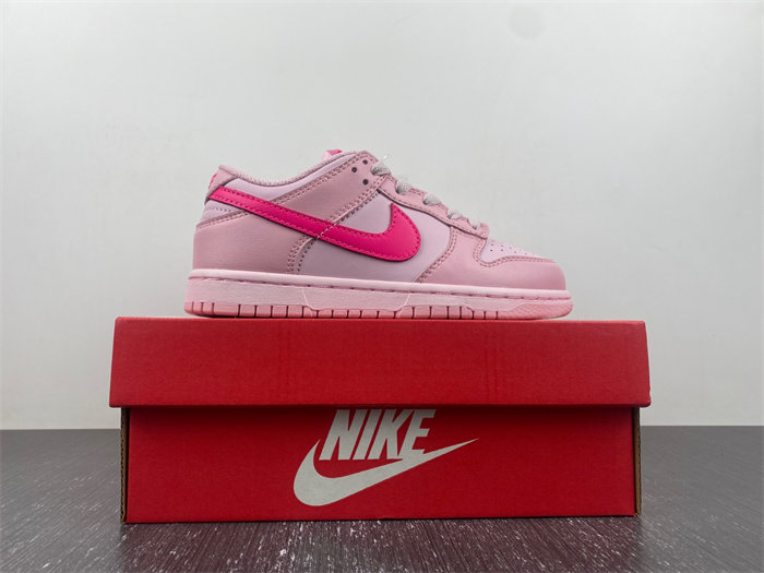 NK Dunk Low Triple Pink DH9756-600