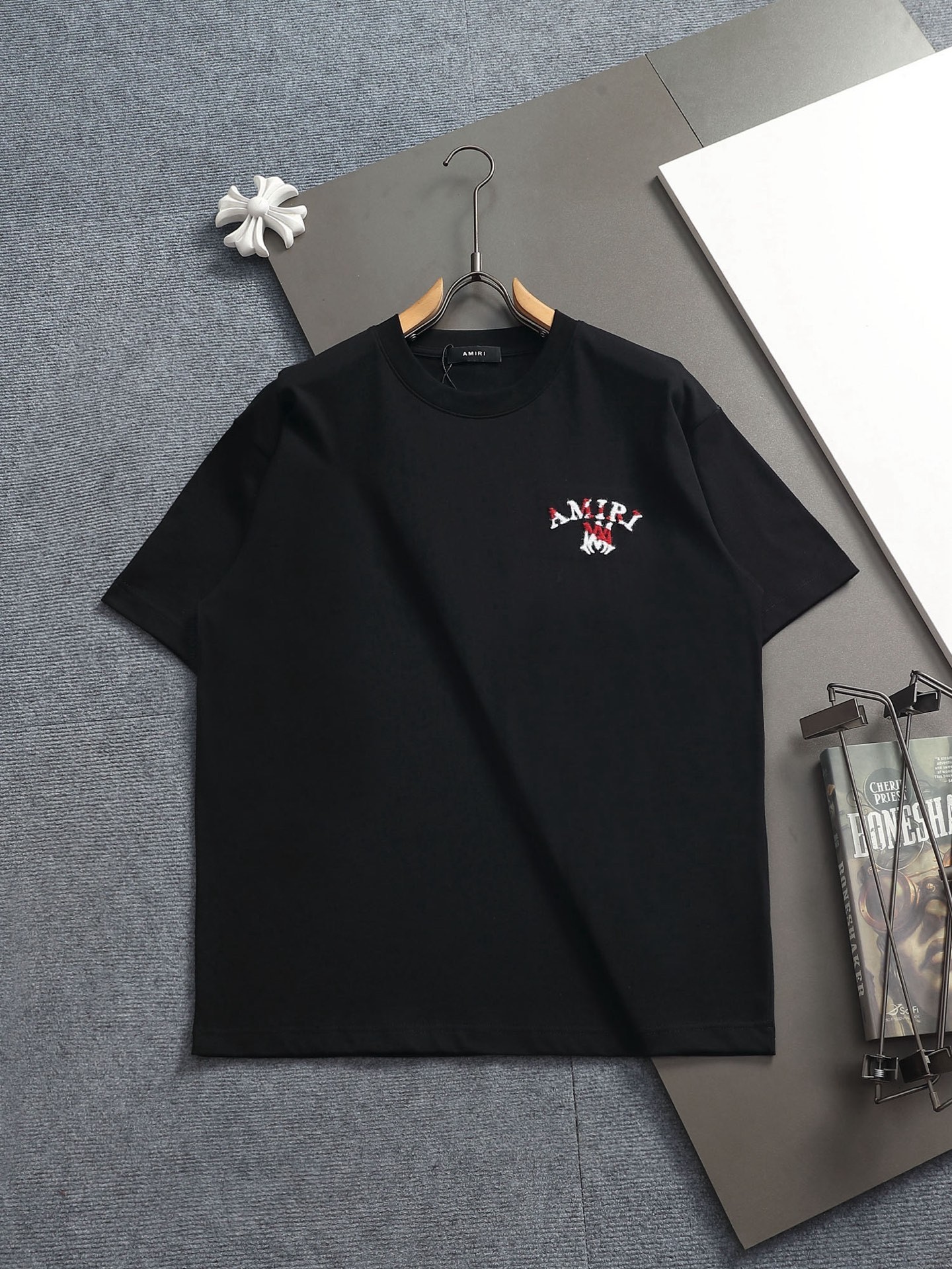 Amri T-Shirt