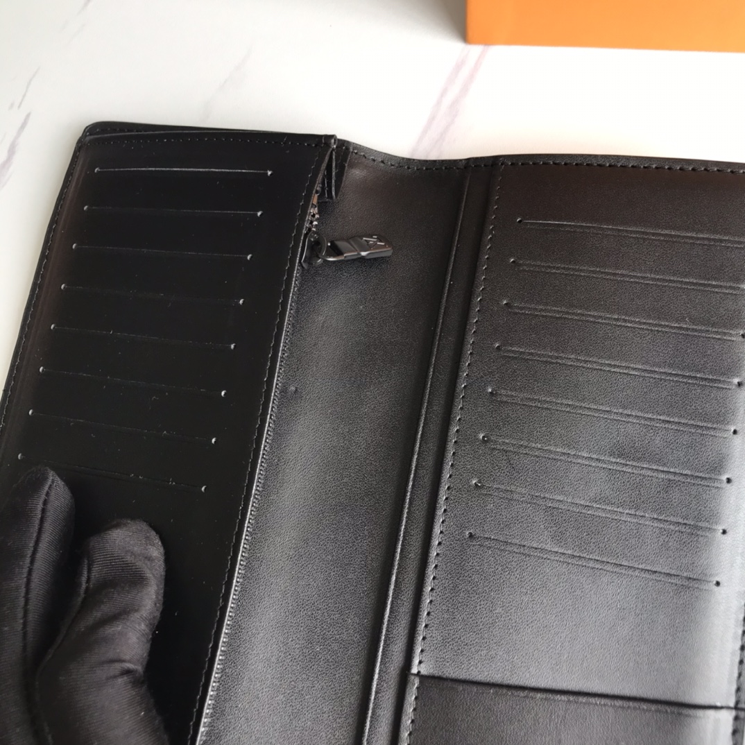 Long wallet 3.9″x7.5″x0.8″ BB-918000299
