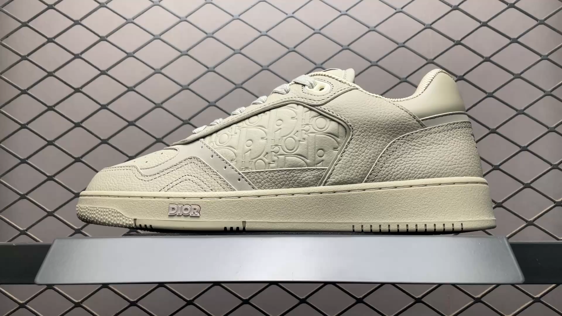 DR B27 Oblique Sneakers