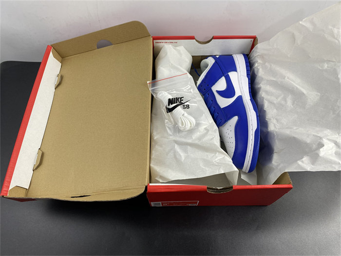 NK Dunk Low SP Kentucky CU1726-100
