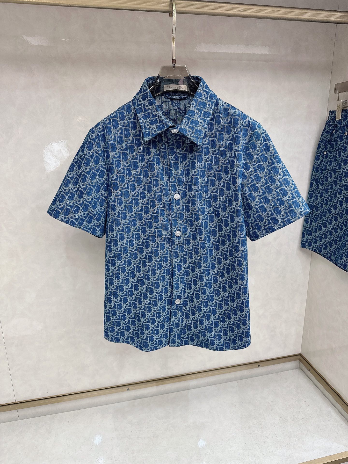 DR Two-piece suit