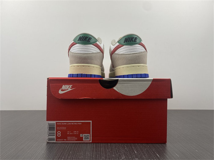 NK SB Dunk Low DX6037-781