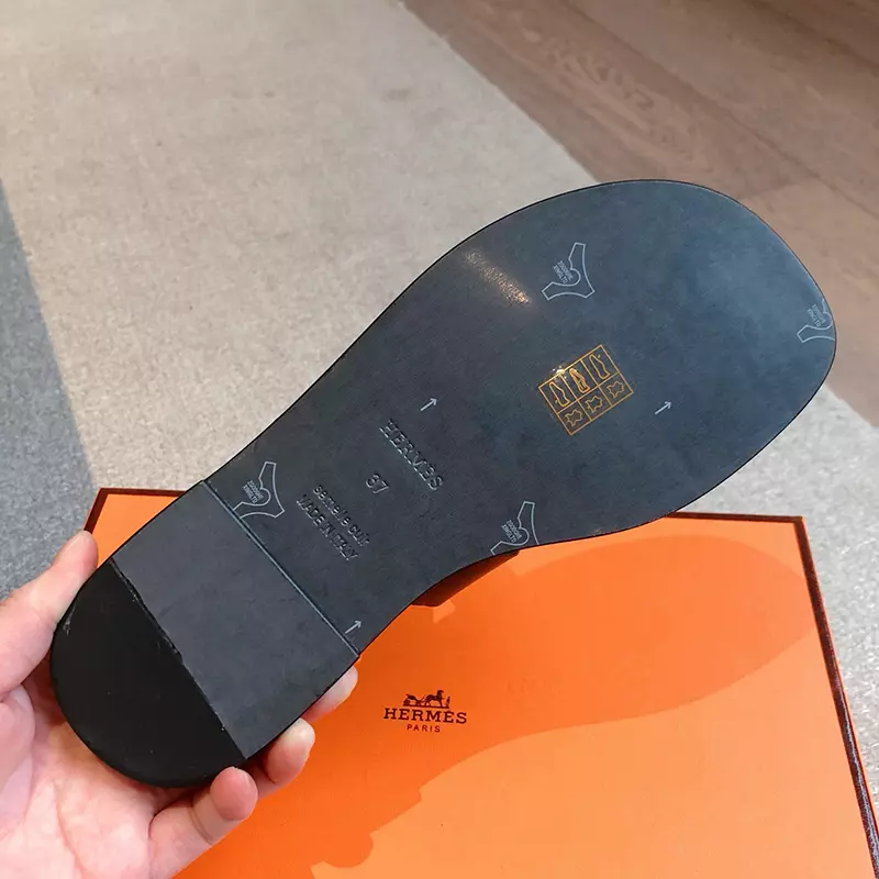 Fashion High Quality Real Leather Slippers LX-872307