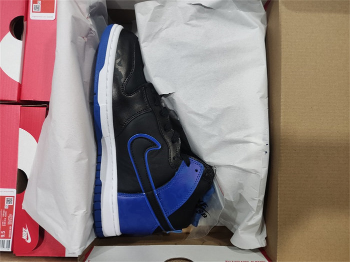 NK Dunk High SE Camo Black Royal DD3359-001