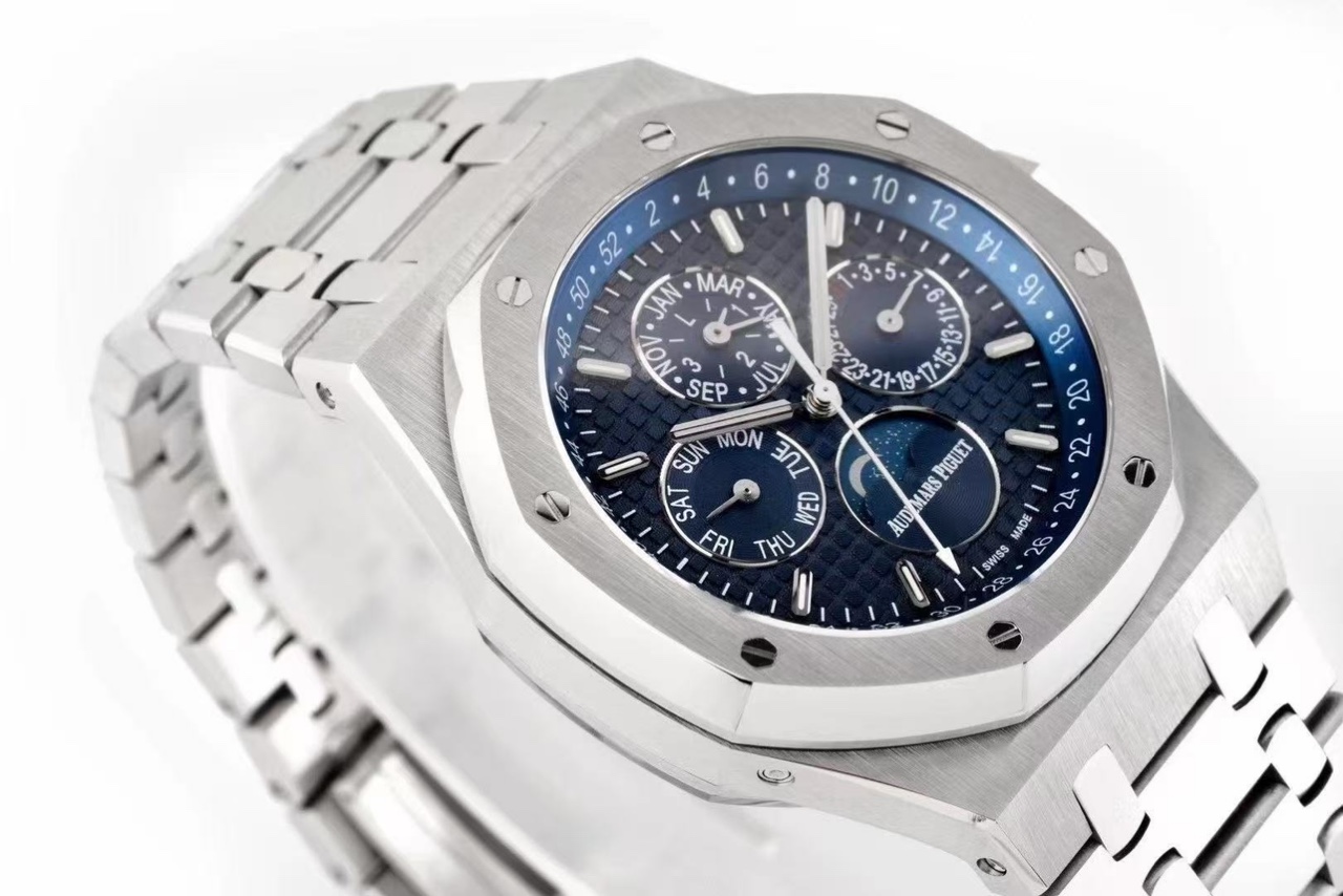 Audemars Piguet Royal Oak Perpetual Calendar Ref. 26574ST 41mm