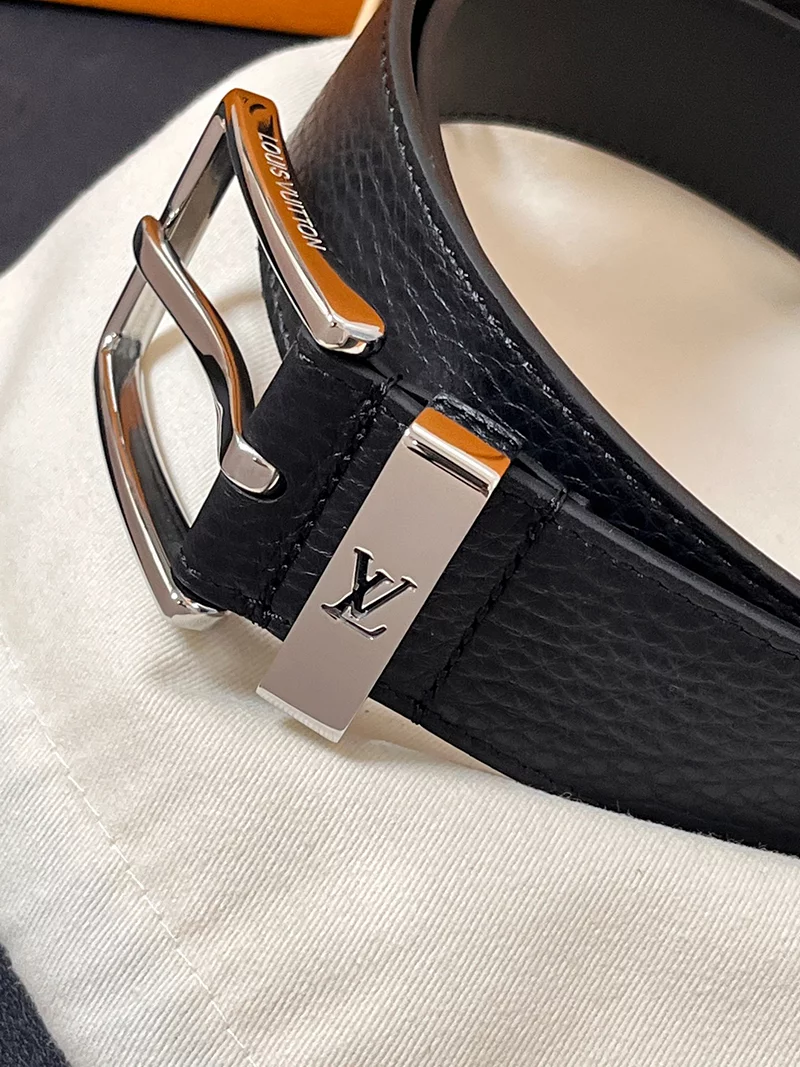 Wide1.4″ Calfskin Genuine Leather Reversible Man’s Belt PD-69000104