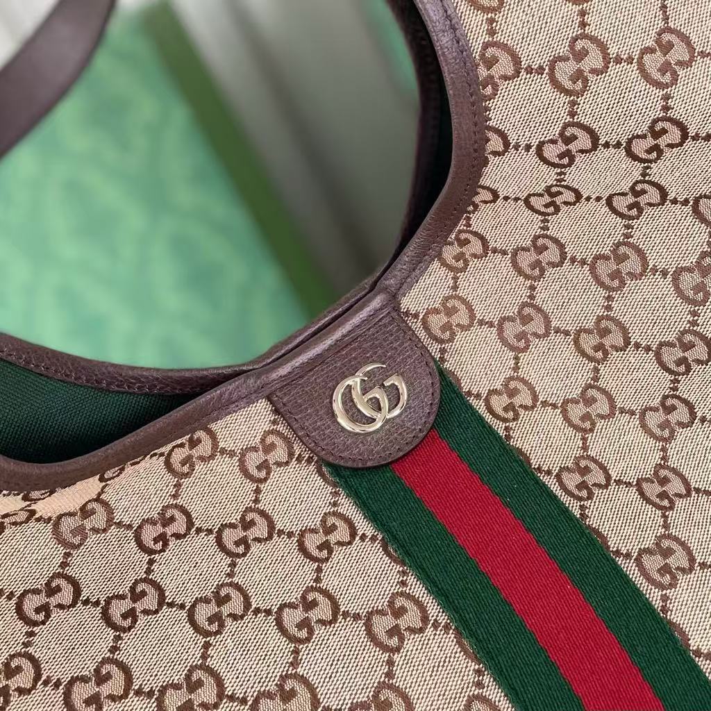 GUC tote bag