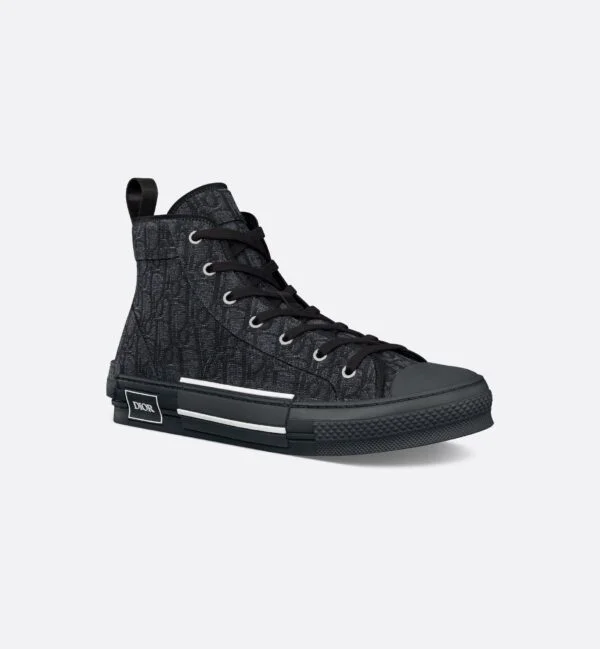 DR B23 League High-Top Sneaker