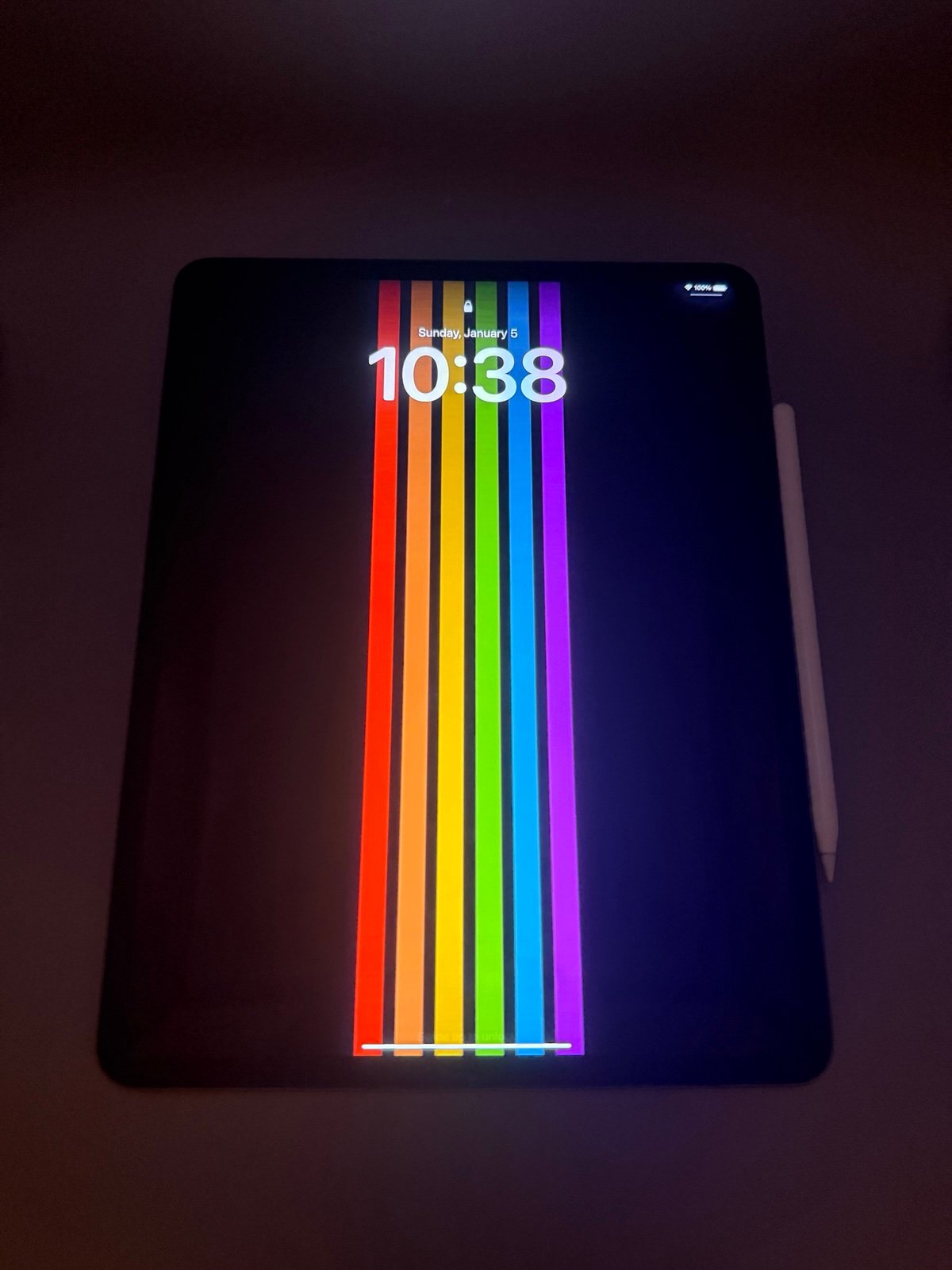 iPad pro 12.9 5th generation with apple pencil 8M57