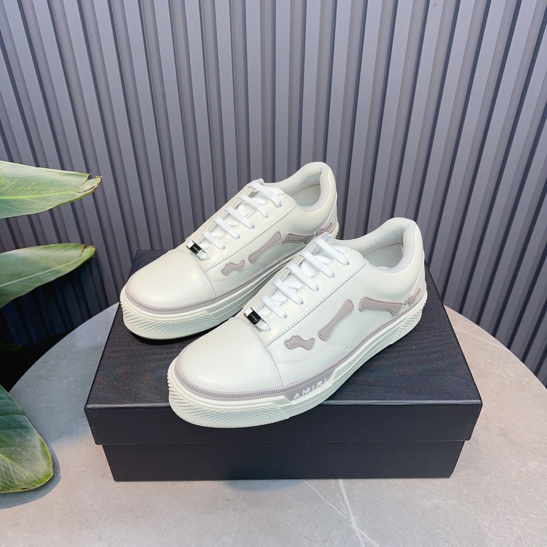 AMRI Sneakers
