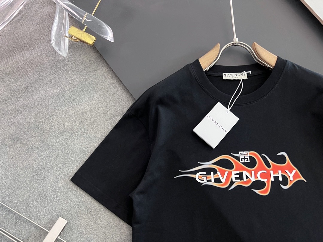 GVC  t-shirt