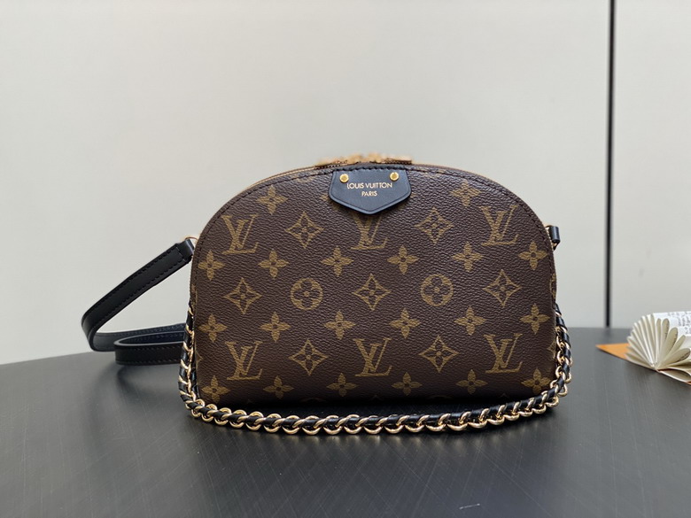 LV Bag 15x7x27cm
