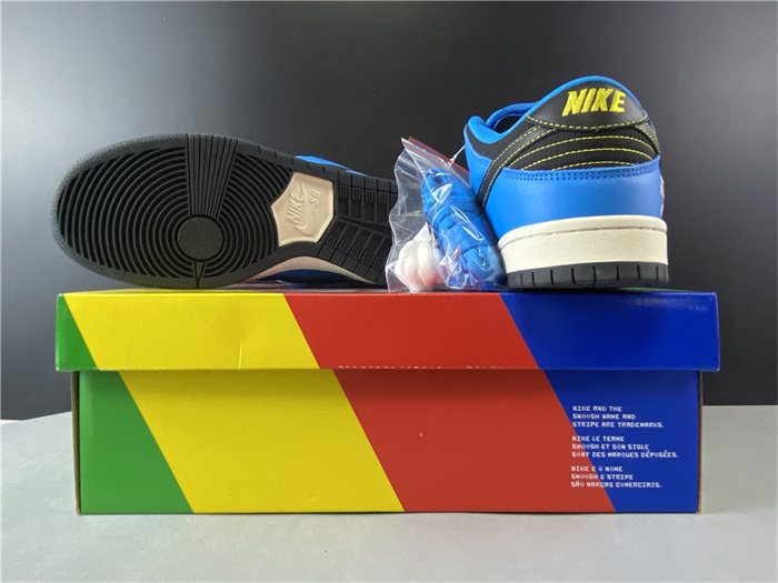 NK SB Dunk Low Instant Skateboards CZ5128-400