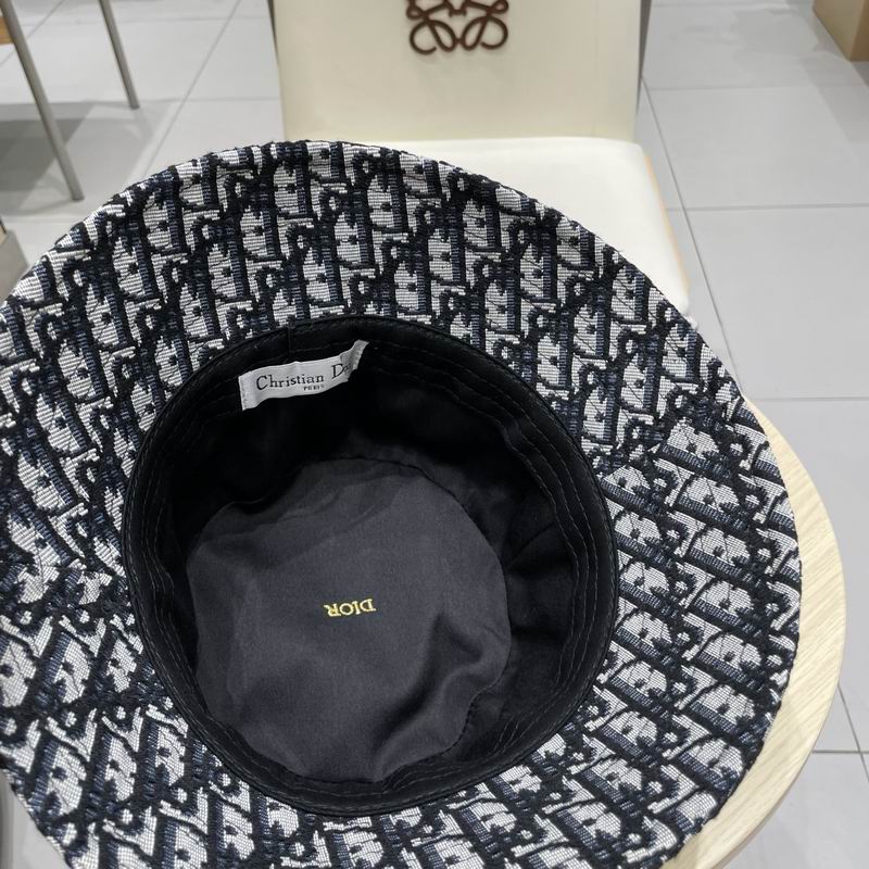 DR hat