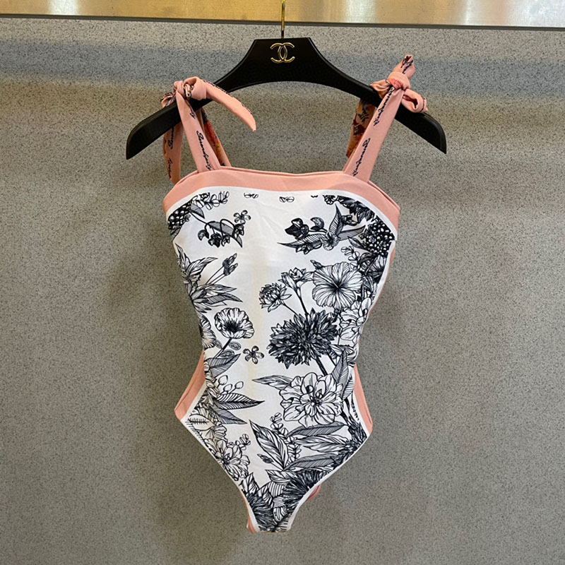 Sexy Reversible One-piece Smocked Swimsuit YY-925449