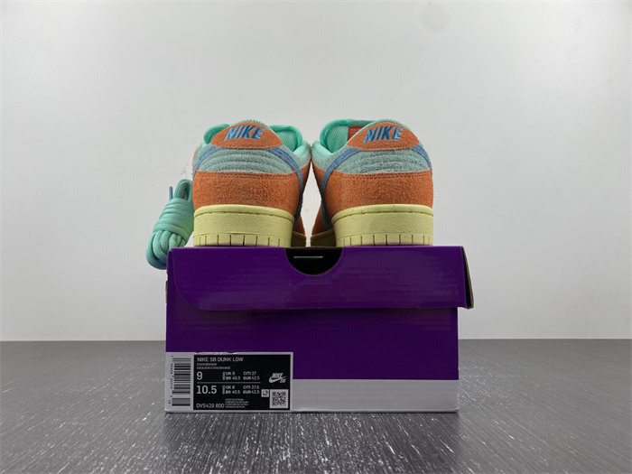 NK SB Dunk Low Orange Emerald Rise DV5429-800