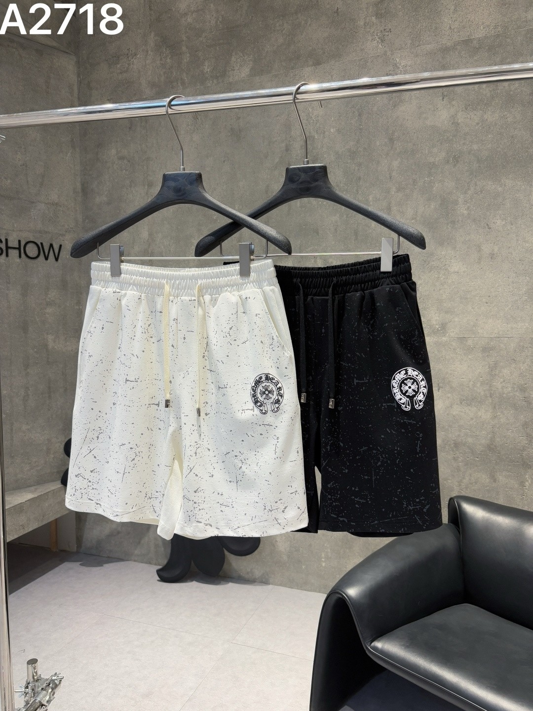 Chrome H Shorts（Multiple colors）