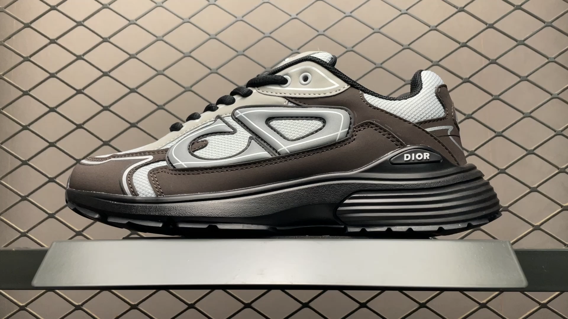 DR b30 sneaker