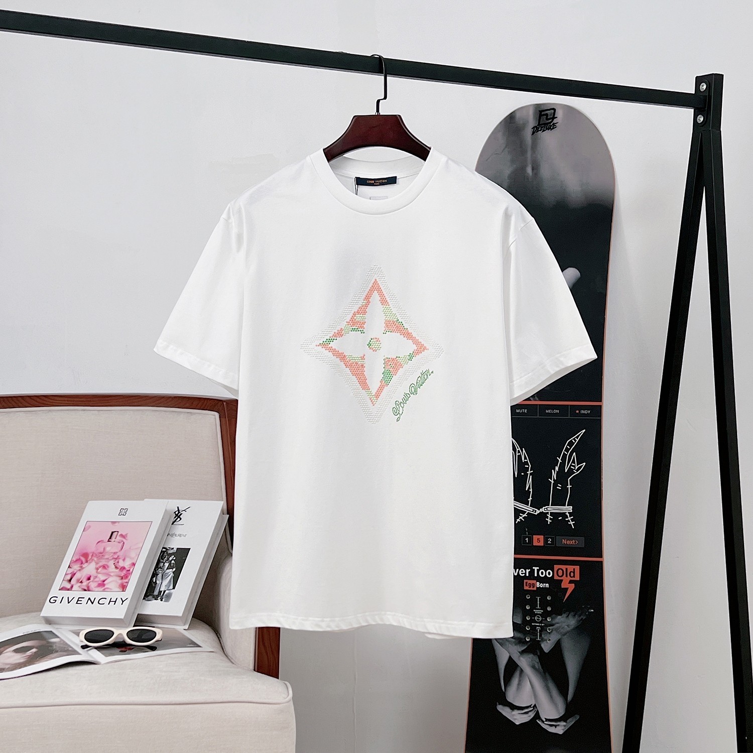 LV T-shirt