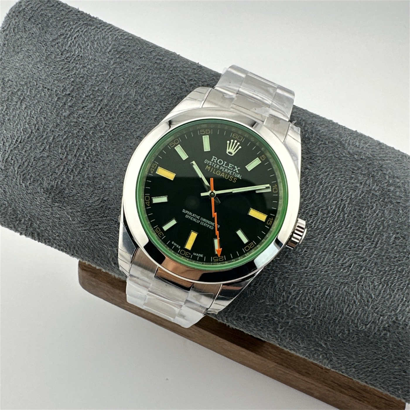 Rolex Milgauss 116400GV “Green Glass” – 904L Steel [Real Green Sapphire]