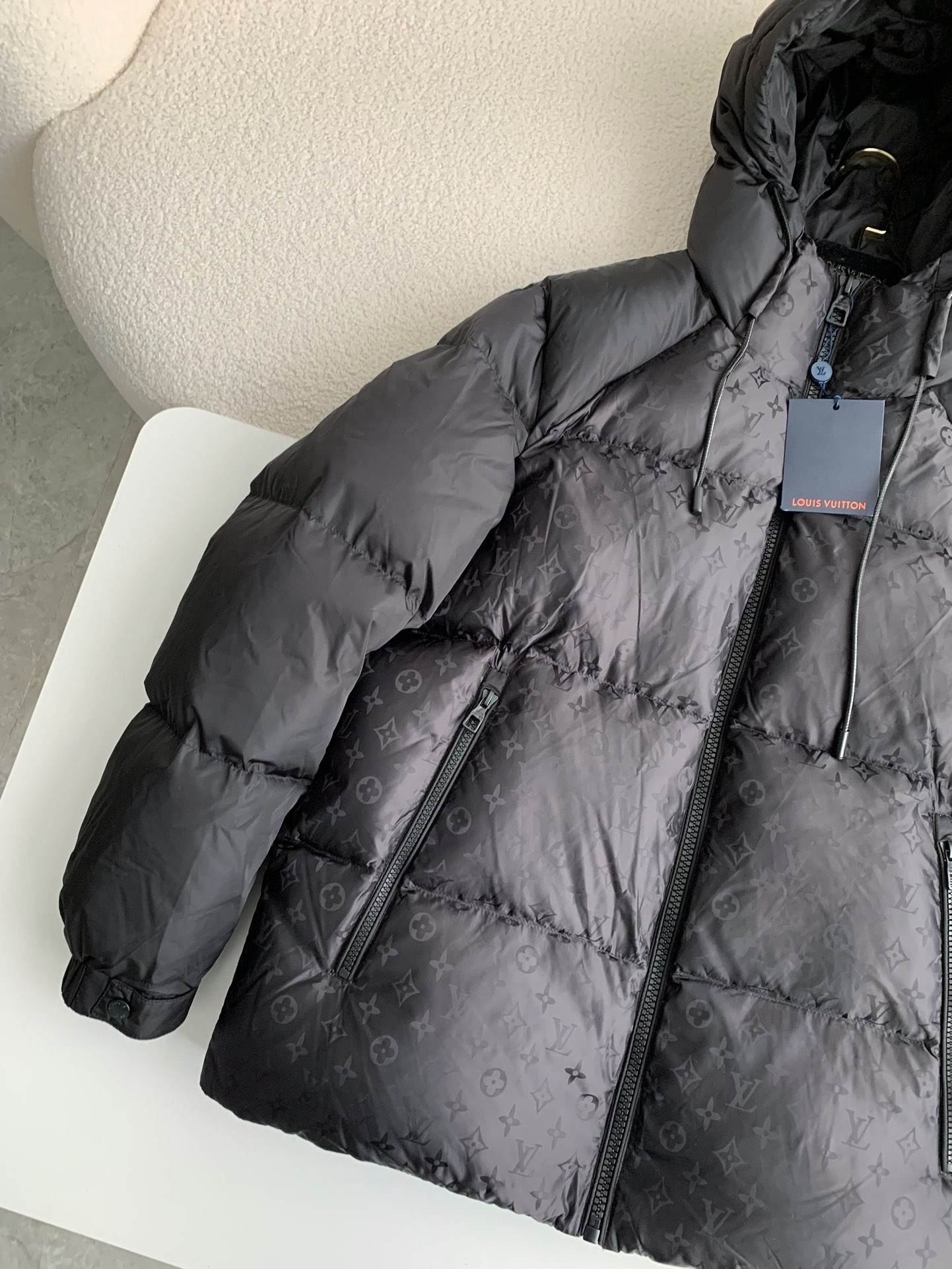 LV LOGO Down Jacket