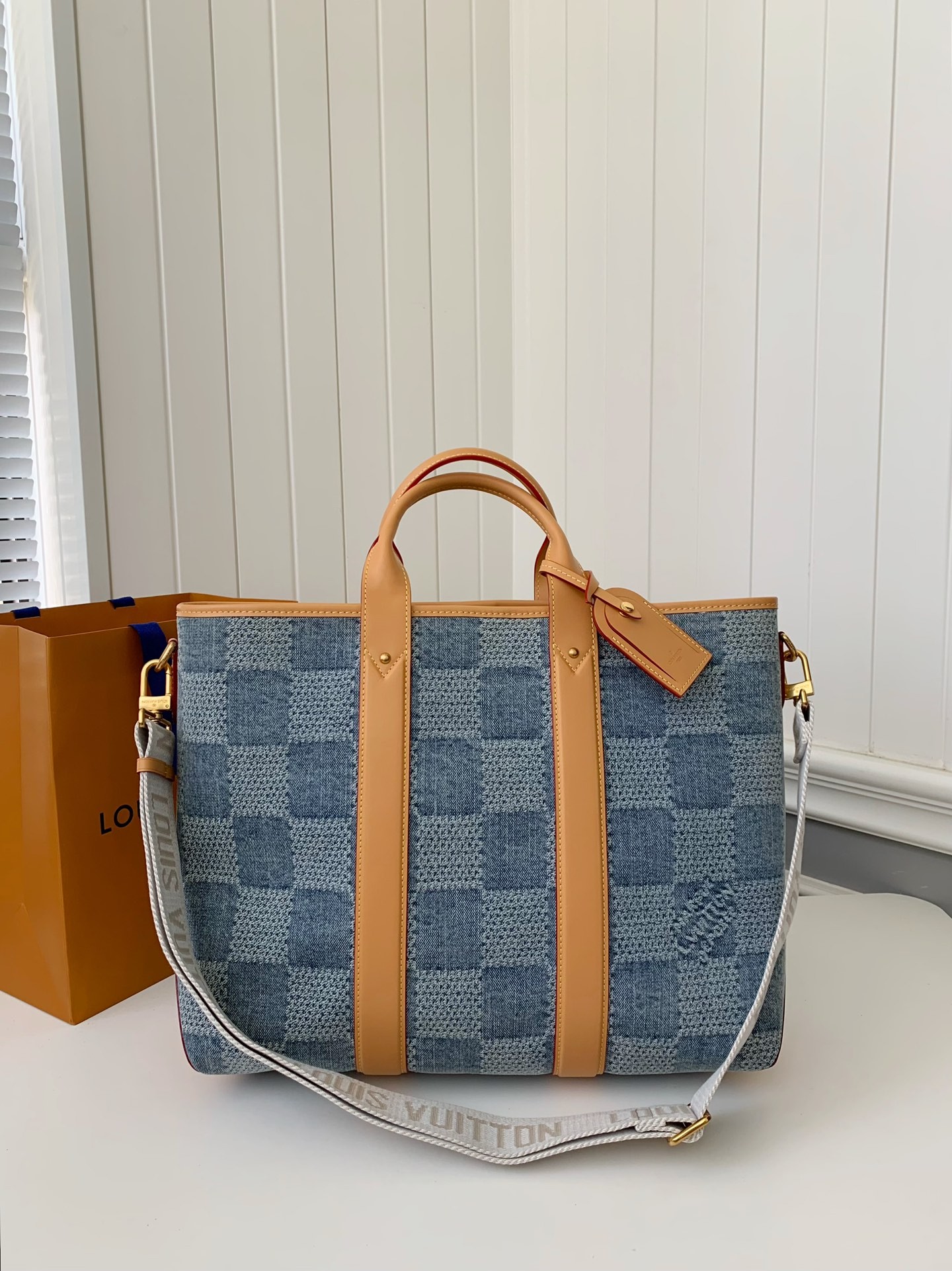 LV New Weekend TOTE tannin jean bag  N40702  Size：43*34*17.5cm