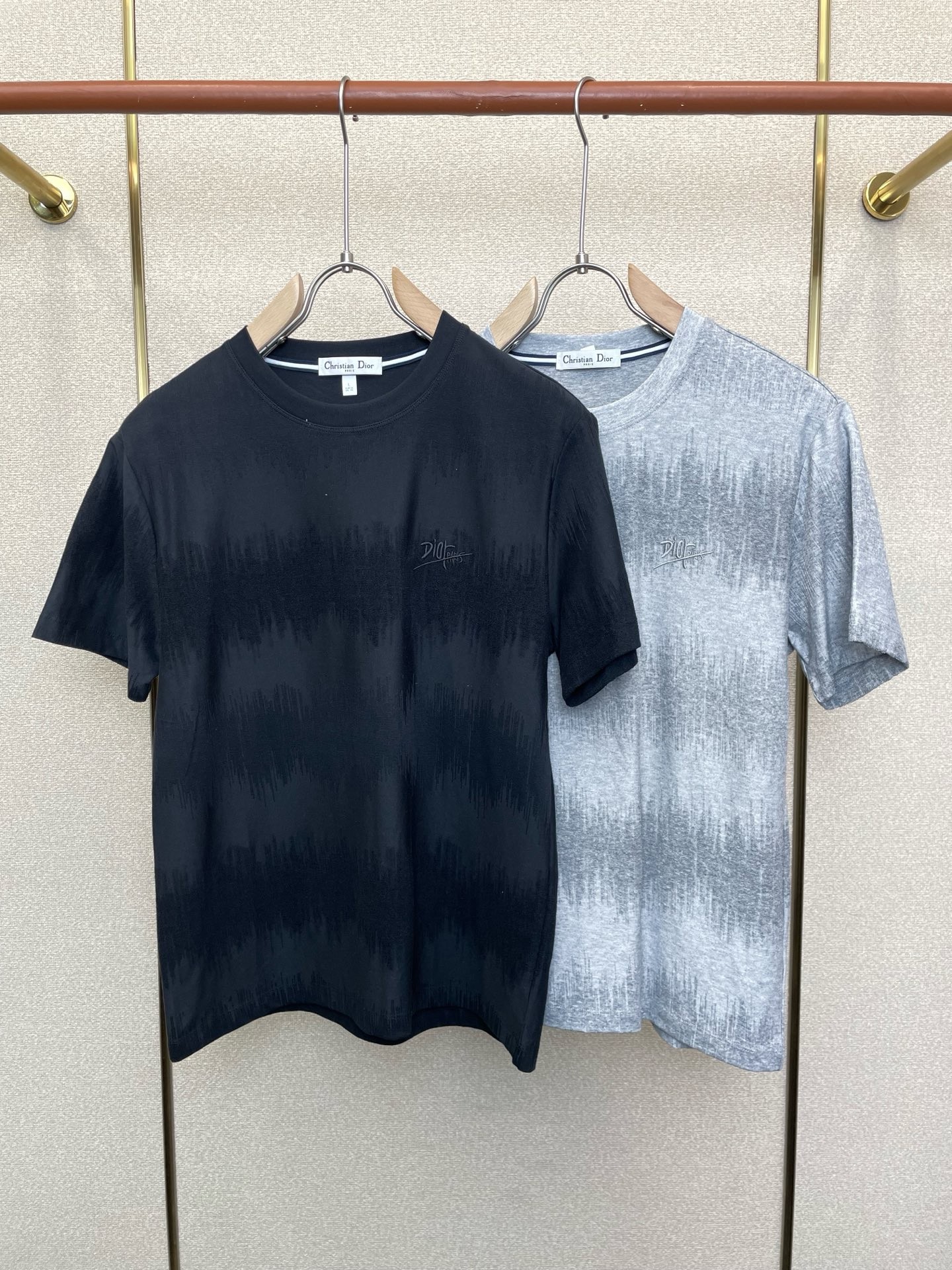 DR T-shirt（Multiple colors）