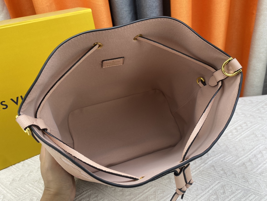 4 colors Woman’s handbag 10.2″x10.2″x6.9″ BB-9180001000633