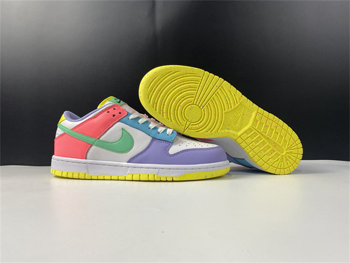 NK Dunk Low SE Easter Candy DD1872-100