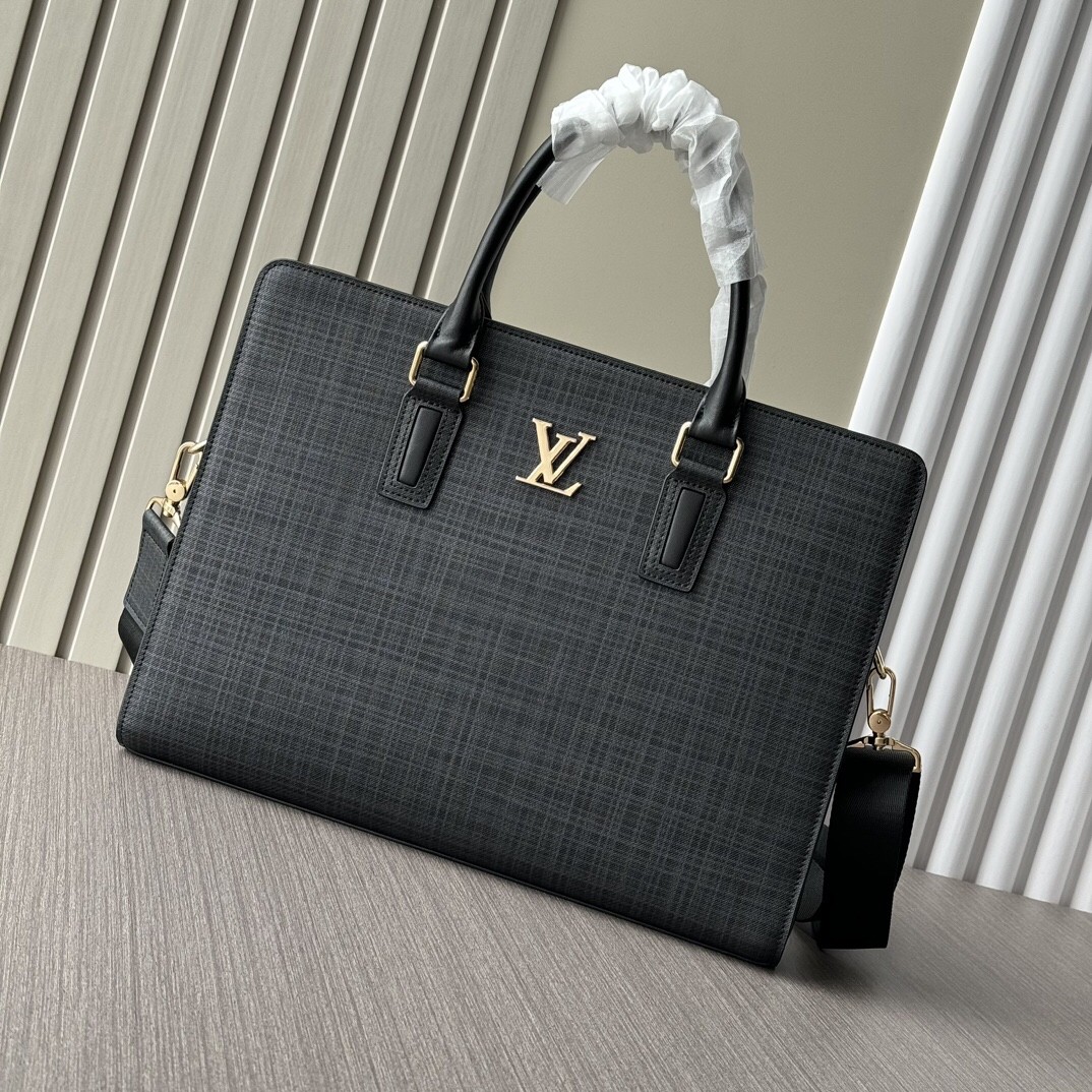 LV Briefcase 39x30x8cm