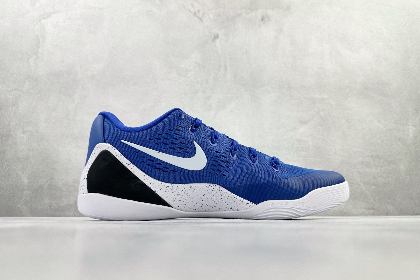 NK Kobe 9 FV3607-400