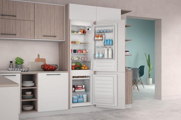 INDESIT - Frigorifero combinato INC18D021A1 Classe E 268 lt