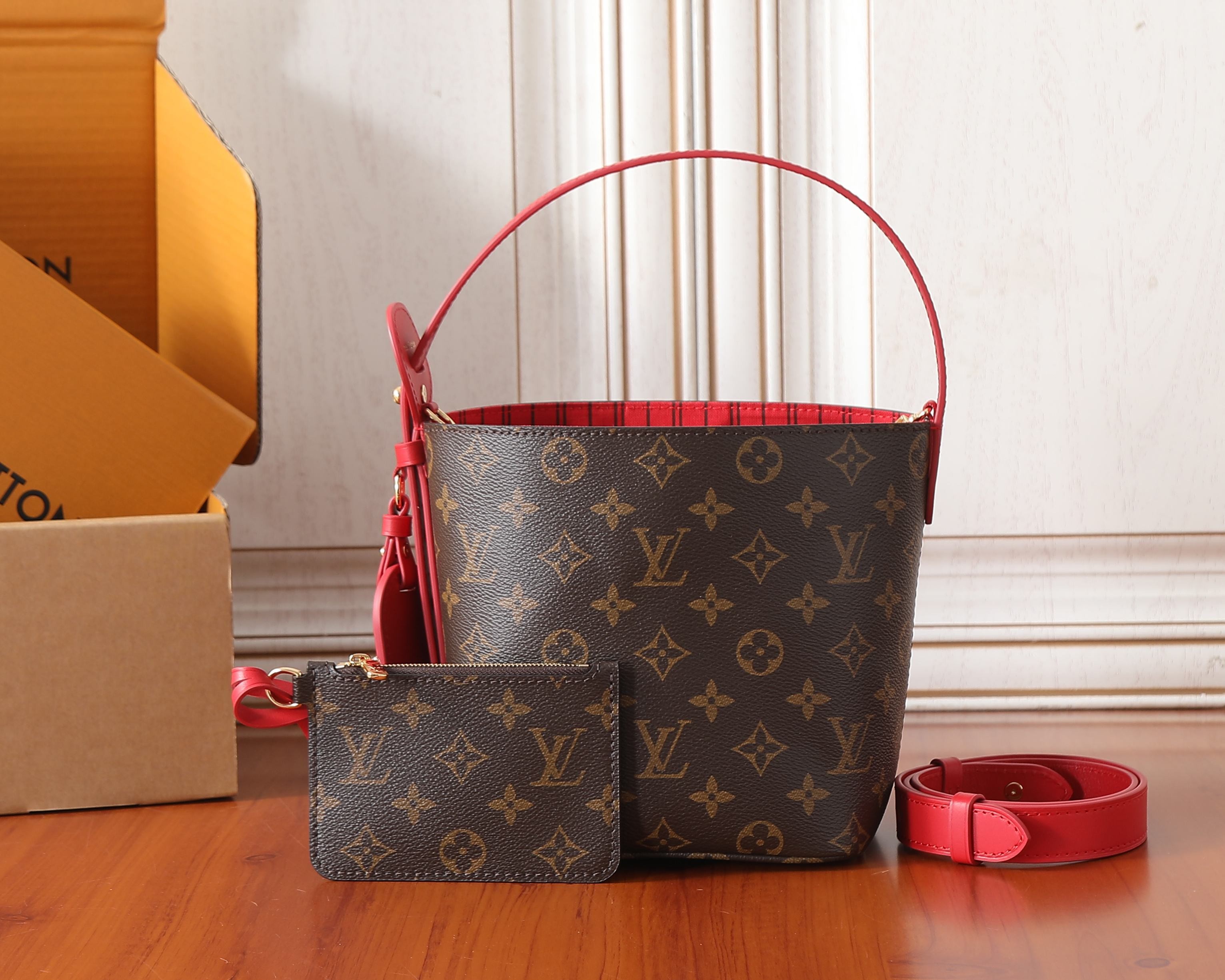 LV ALL-IN BB M28317 Size:16x18x12cm