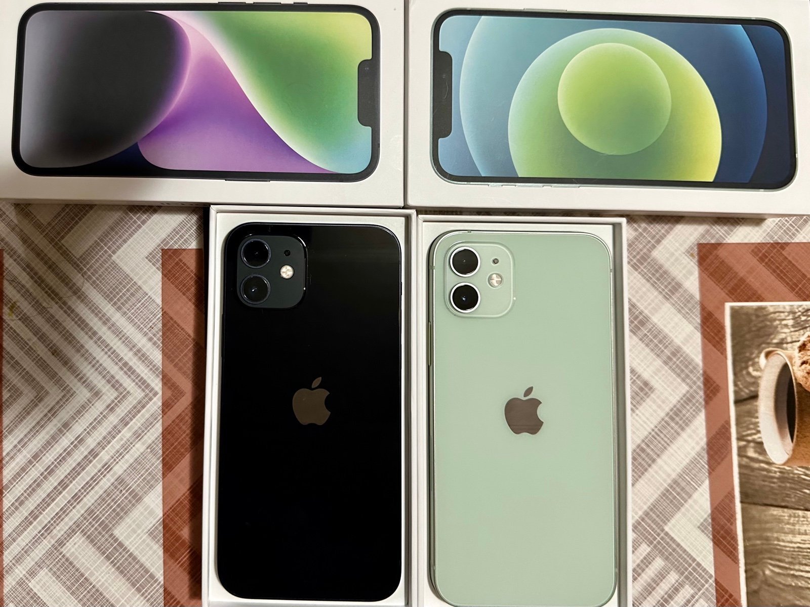 iPhone 12 7Q99