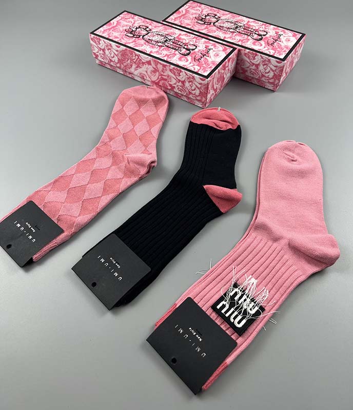 Set of 3 Pairs of Cotton Breathable Crew Socks WZ-924000242