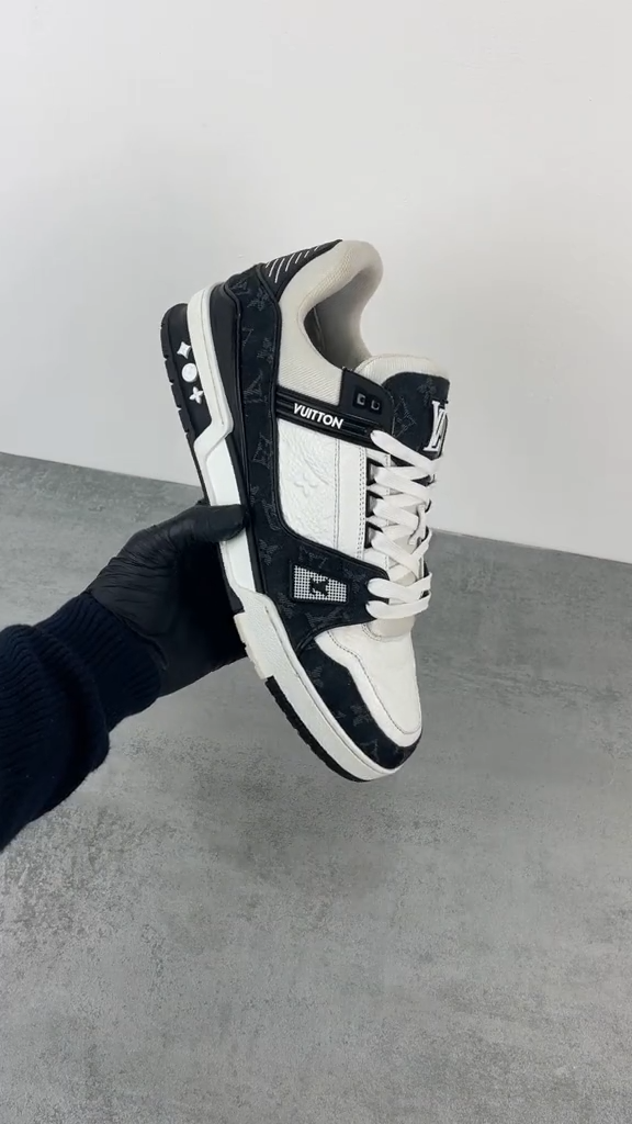 LV Trainer Maxi Sneaker