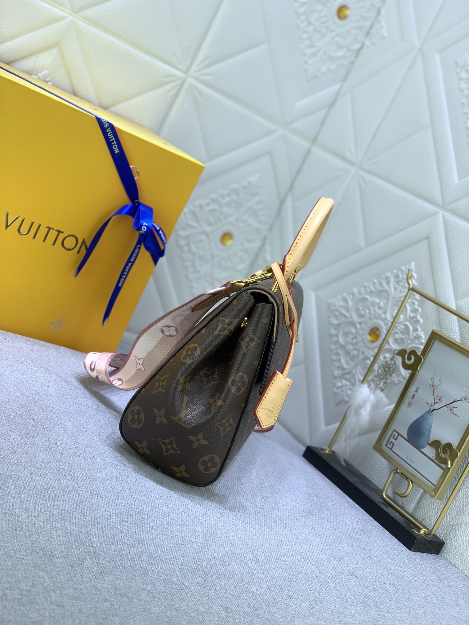 Woman’s Handbag Big:11.0″x7.9″x3.9″ mini:7.9″x6.3″x3.0″ BB-9180001000351