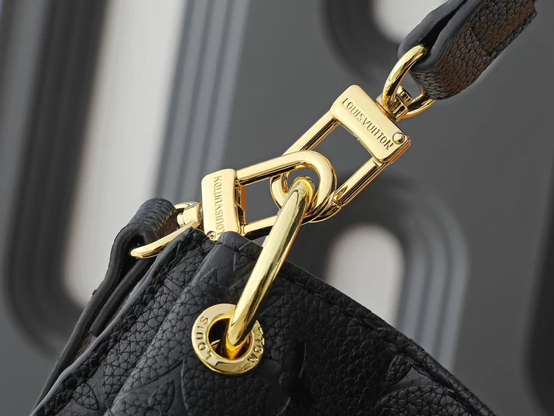 LOUIS VUITTON M27189 HOBO MÉTIS Gloves