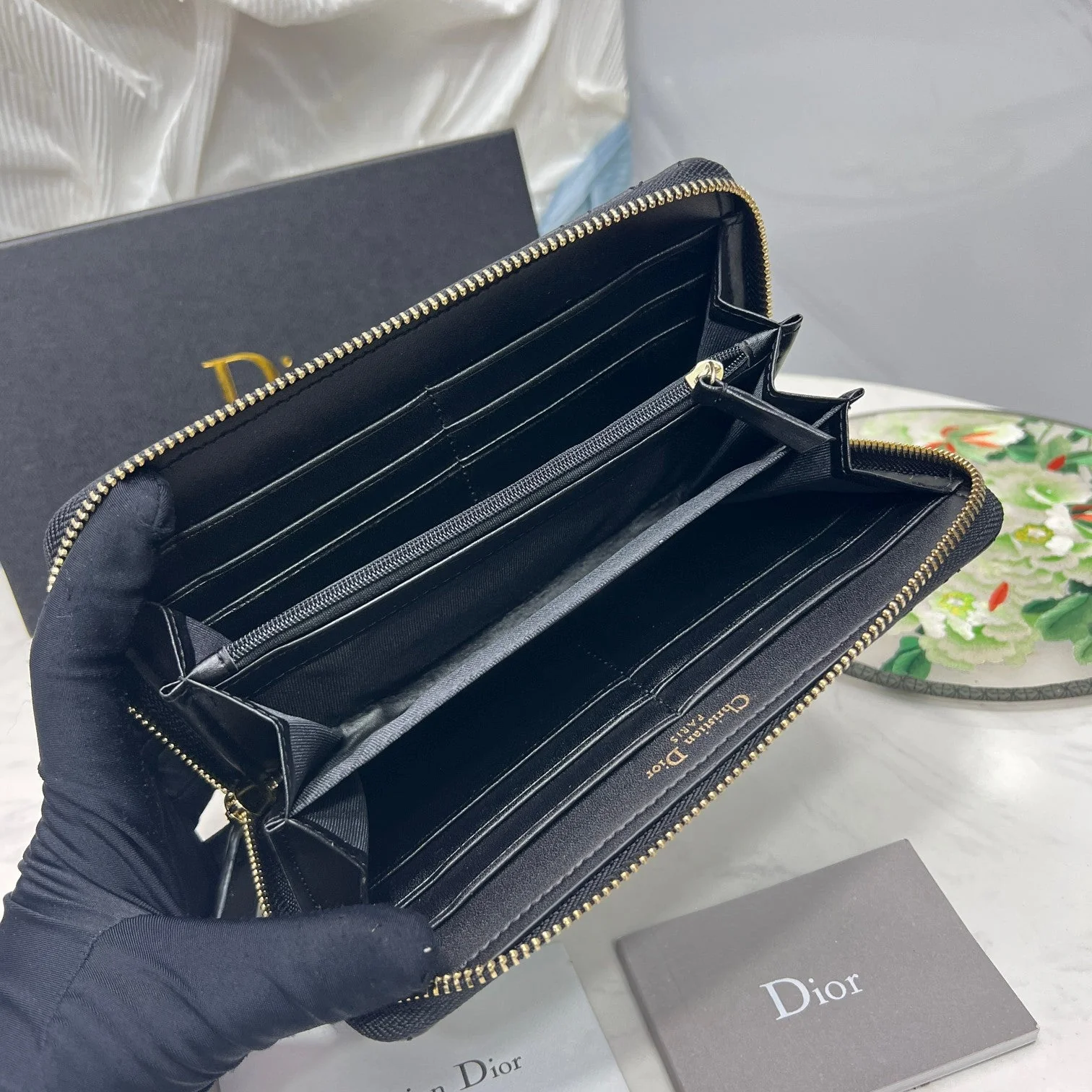 [Dior] 25SS New Arrivals: A masterpiece with a modern and sophisticated style.