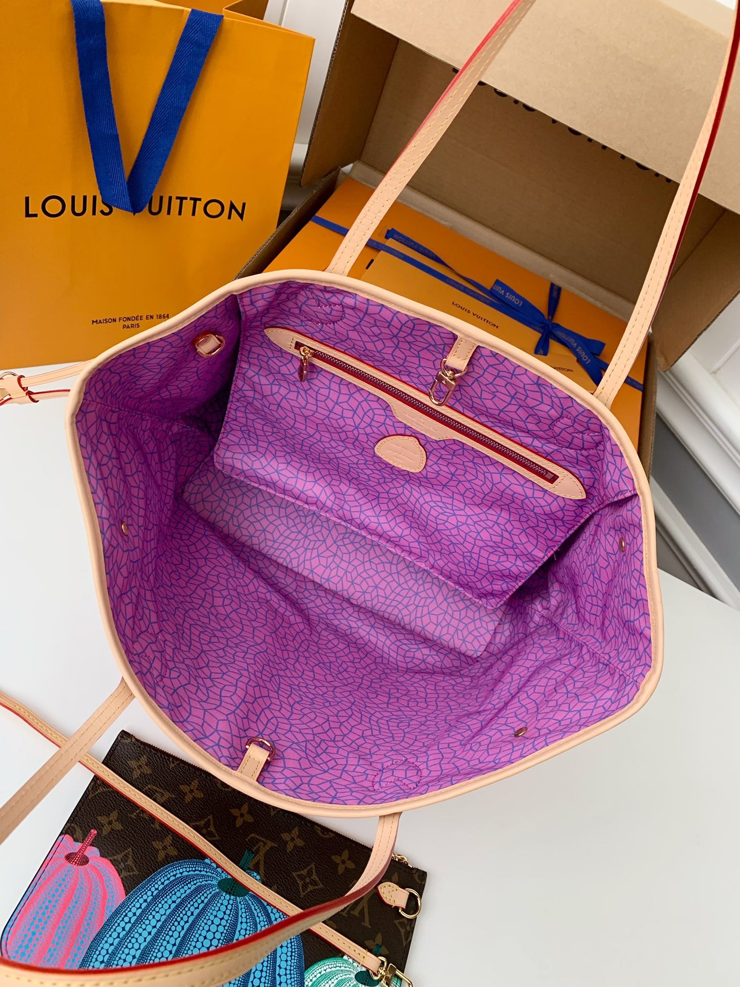 LV x Yayoi Kusama  NEVERFULL  31*28*14cm