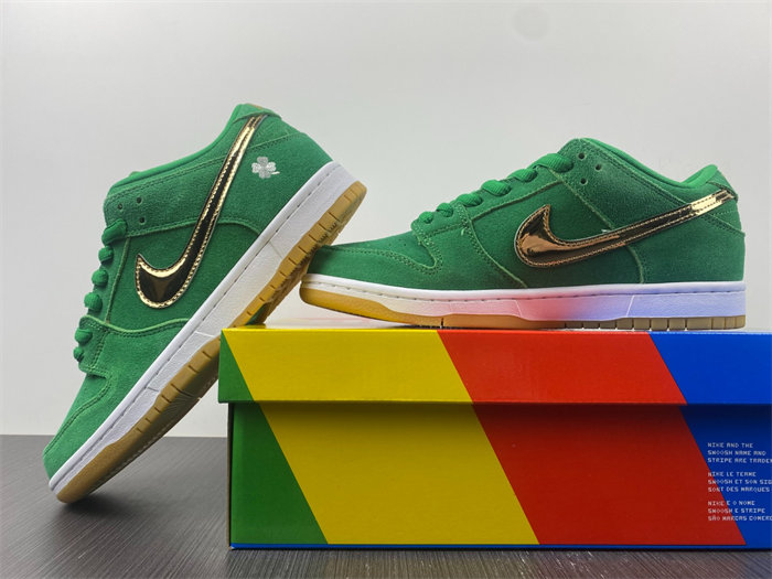 NK SB Dunk Low Pro St. Patrick's Day BQ6817 303