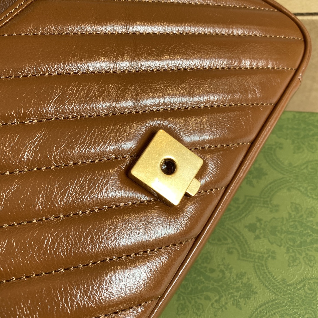 Woman’s Handbag with straps 10.2″x5.9″x2.8″ BB-9190071