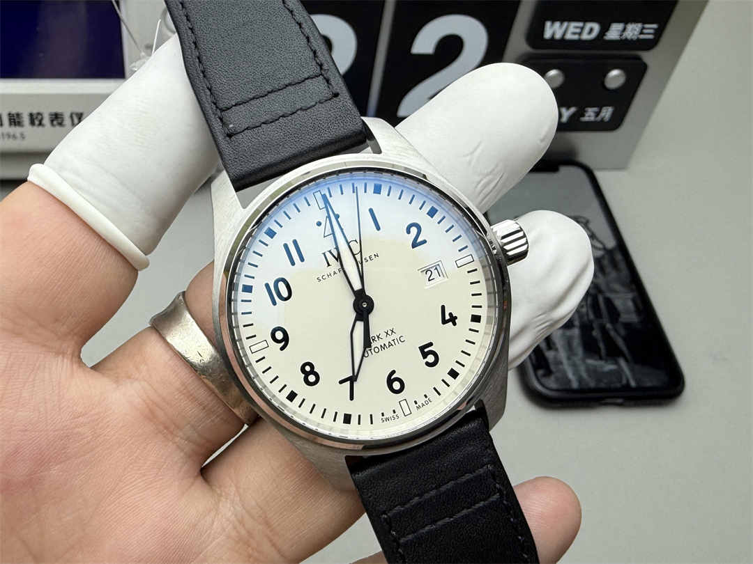 V7 IWC Mark XX White Dial – Premium 40mm Pilot Watch Replica with Sapphire Crystal & 2892/SW300 Movement