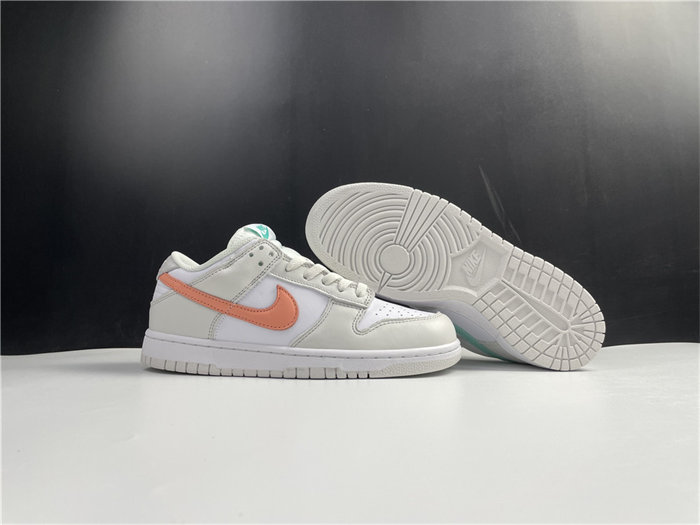 NK Dunk Low Tropical Twist CW1590-101