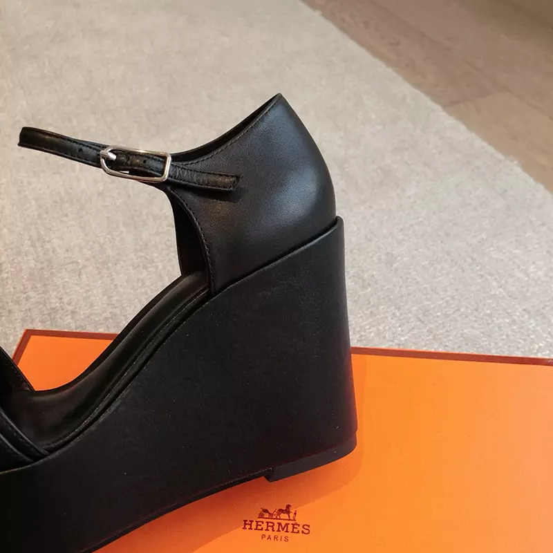 Classical High Quality Real Leather heels Sandals LX-872303