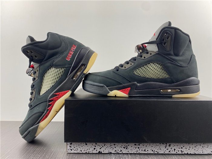 JRD 5 Retro Gore-Tex Off-Noir DR0092-001