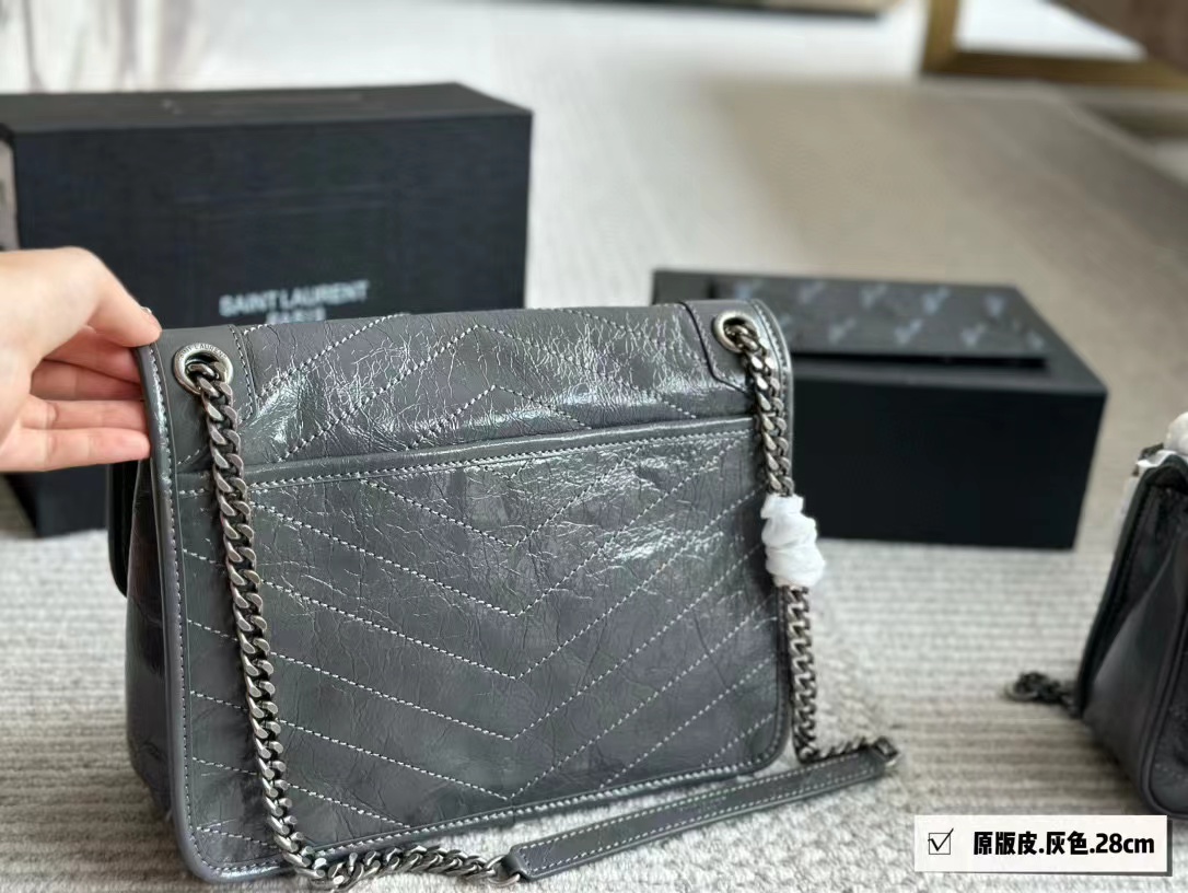 Big 11.0″x8.7″ Small 8.7″x7.1″ Chains strap Leather Messenger bag BB-921101
