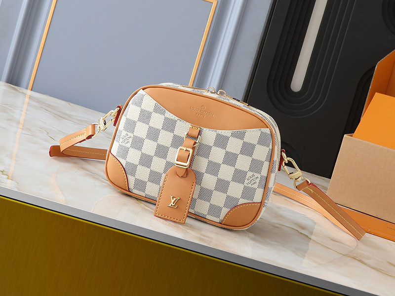 Mini Leather Size 8.3″x6.3″x2.8″ Adjustable Strap Handbag with Charm BB-921569