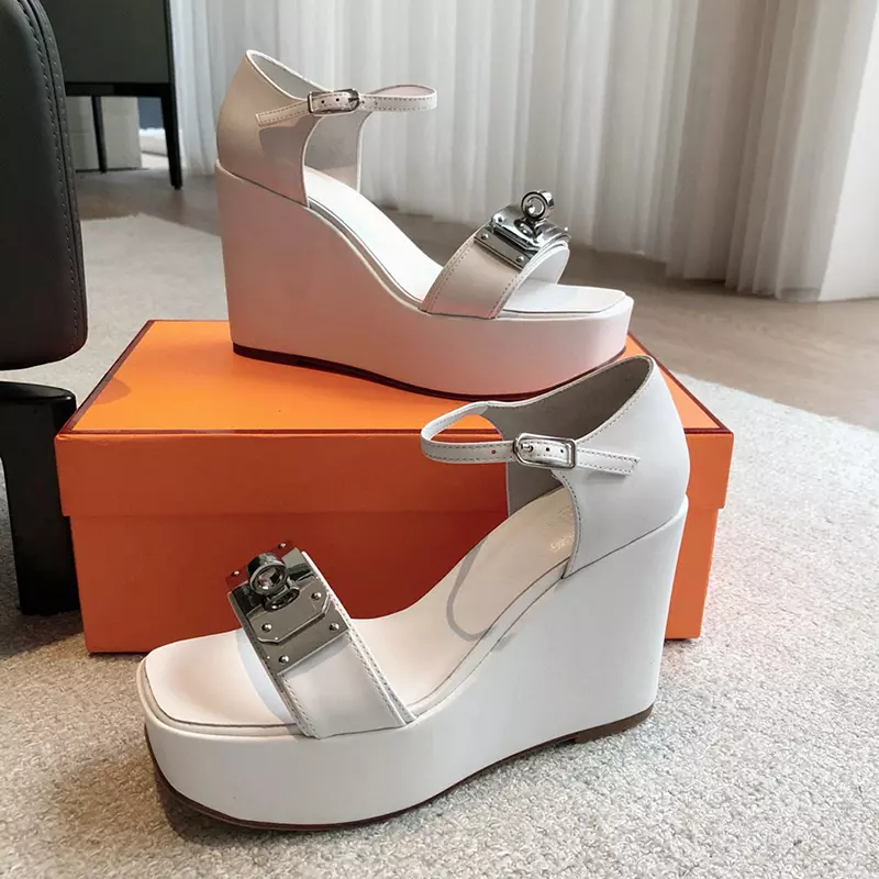 Classical High Quality Real Leather heels Sandals LX-872303